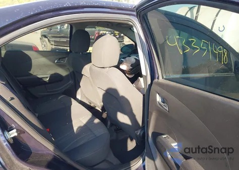 2015 Chevrolet Sonic Lt Auto z USA, uszkodzony, nr VIN 1G1JC5SH9F4105707